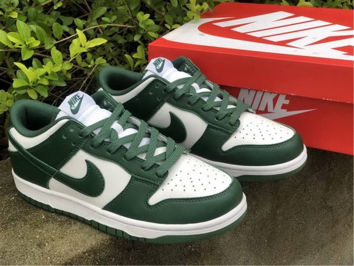Authentic Nike Dunk Low Team Green