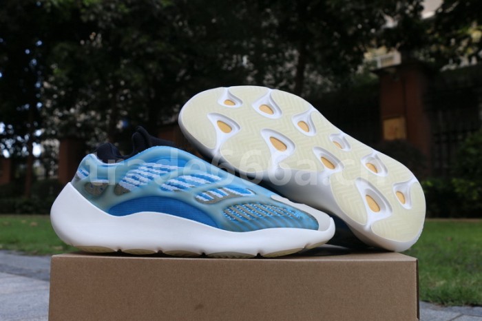 Authentic Yeezy 700 V3 “Azareth”