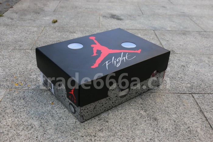 Authentic OFF WHITE x Air Jordan 4 “Bred”