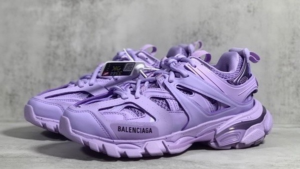 B 17FW Tripe-S High End Sneaker-246