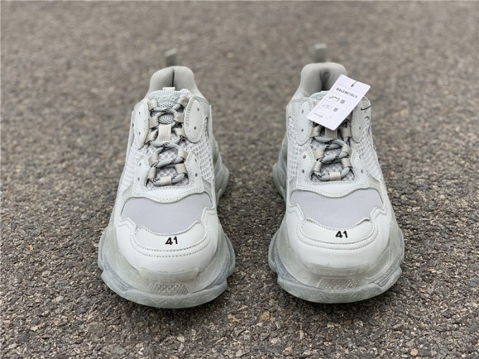 B 17FW Tripe-S High End Sneaker-056