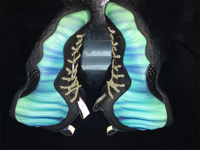 Authentic Nike Air Foamposite One “Northern Lights”