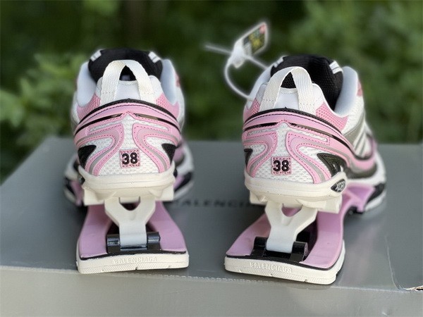 B 17FW Tripe-S High End Sneaker-234