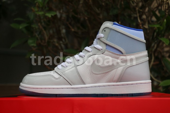 Authentic Air Jordan 1 High Zoom R2T