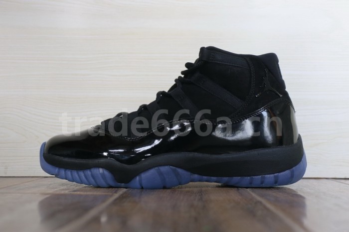 Authentic Air Jordan 11 “Cap and Gown”