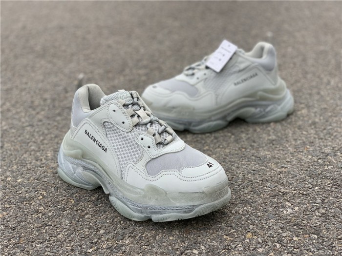 B 17FW Tripe-S High End Sneaker-056