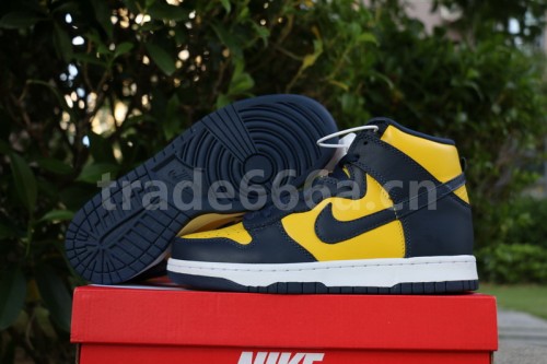 Authentic Nike Dunk High “Michigan” Women size