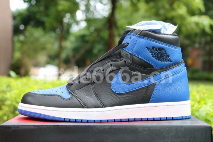 Authentic Air Jordan 1 “Royal” 2017