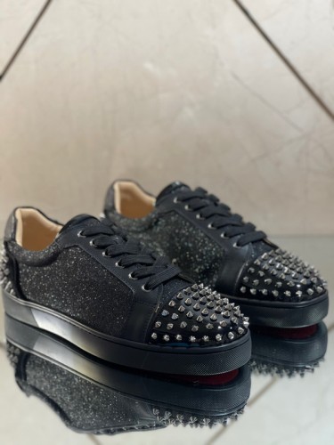 Super Max Christian Louboutin Shoes-2070