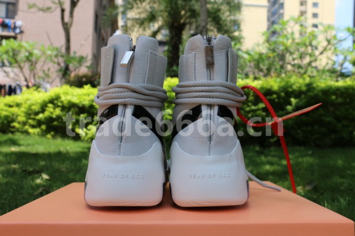 Authentic Nike Air Shot Around “Light Bone”