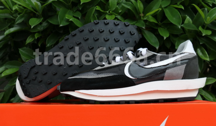 Sacai x Nike Waffle Daybreak BV0073-001 GS