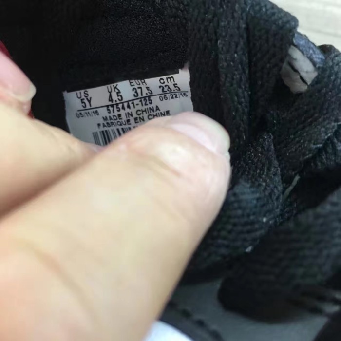 Air Jordan 1 OG High “Black Toe”2016 GS