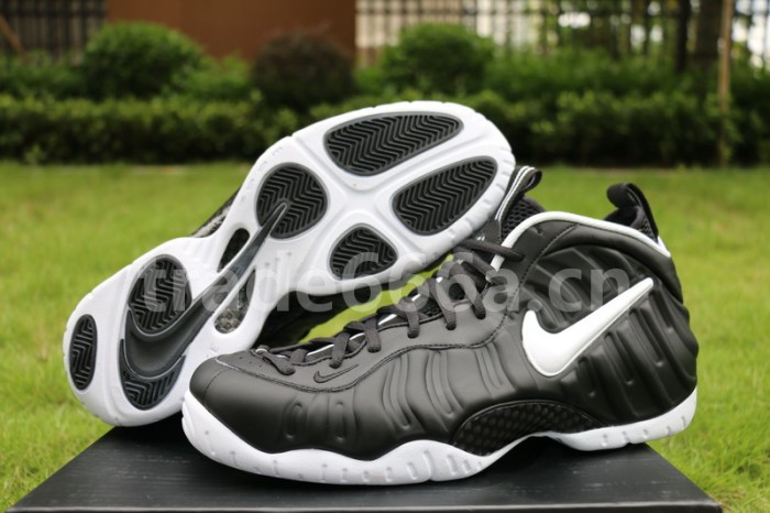Authentic Nike Air Foamposite Pro “Dr. Doom” 2016