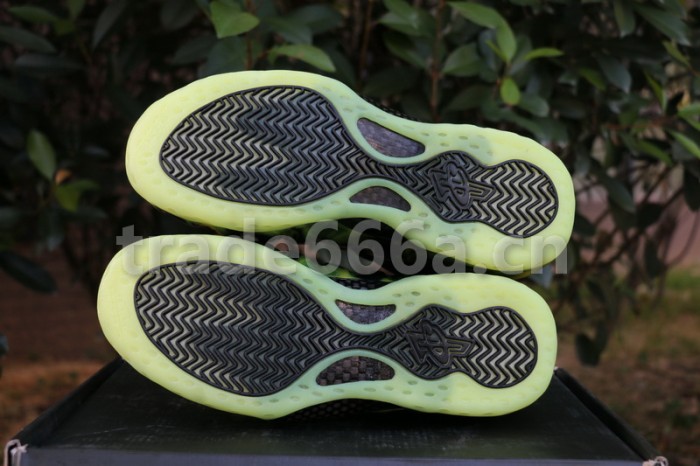 Nike Air Foamposite One “ParaNorman”