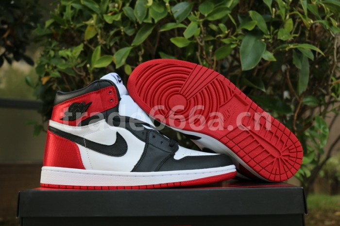 Authentic Air Jordan 1 Satin “Black Toe” GS