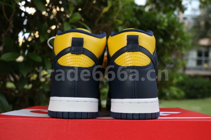 Authentic Nike Dunk High “Michigan”