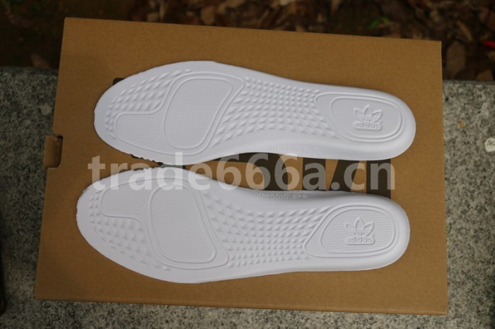 Authentic Yeezy 350 V2 True Form Lime