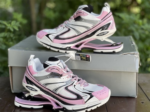 B 17FW Tripe-S High End Sneaker-234