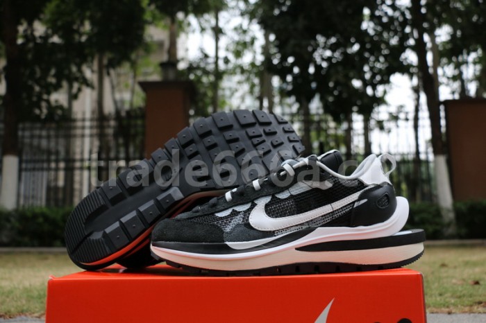 Authentic Sacai x Nike Pegasus VaporFly SP Black