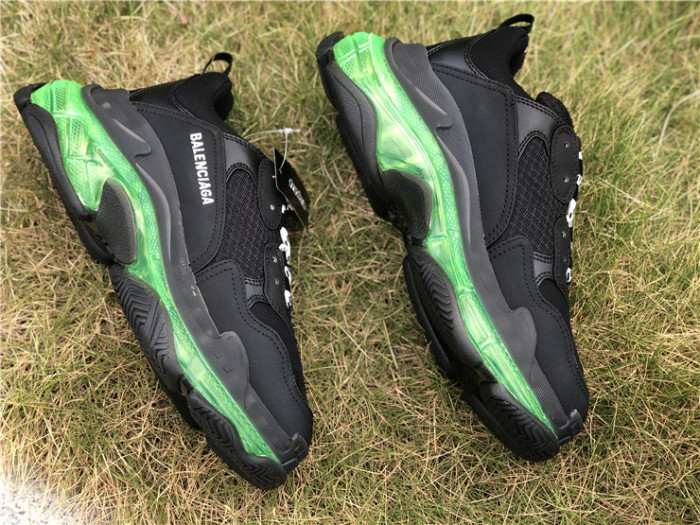 B 17FW Tripe-S High End Sneaker-101