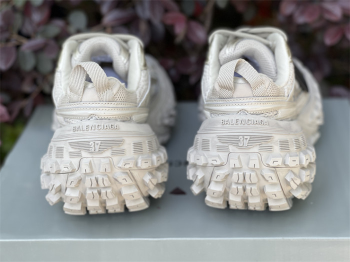 B 17FW Tripe-S High End Sneaker-276