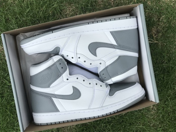 Authentic Air Jordan 1 High OG “Stealth”