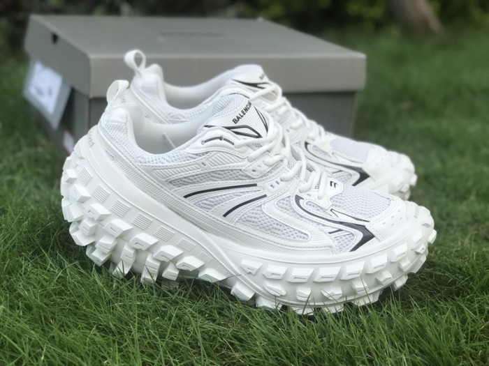 B 17FW Tripe-S High End Sneaker-328