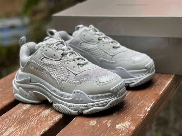 B 17FW Tripe-S High End Sneaker-265