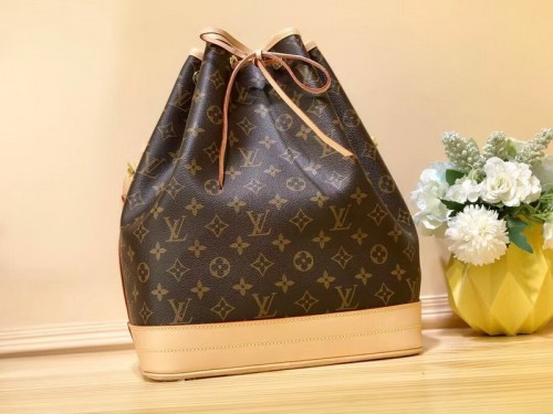 LV High End Quality Bag-991