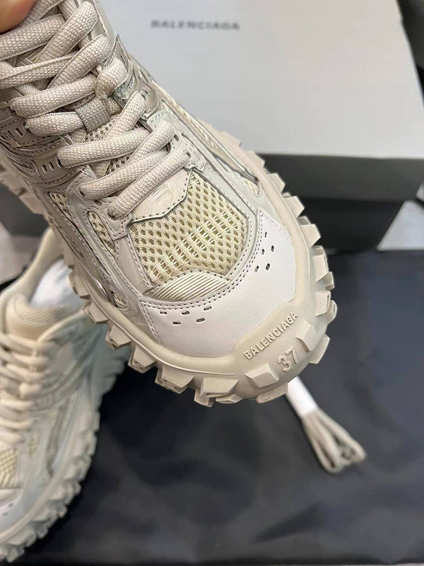 B 17FW Tripe-S High End Sneaker-293