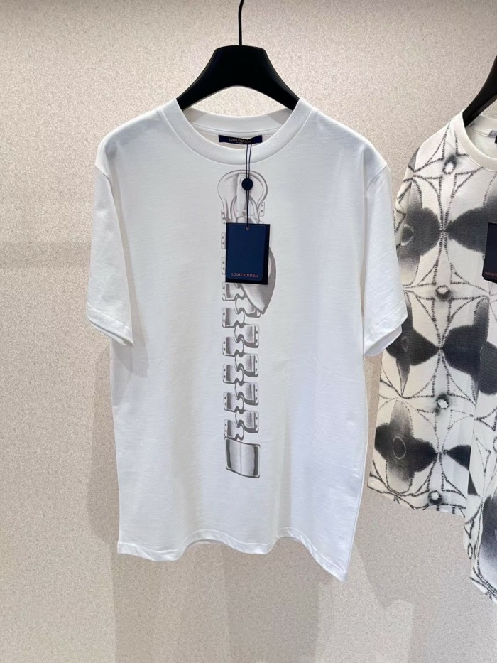 LV Shirt High End Quality-733