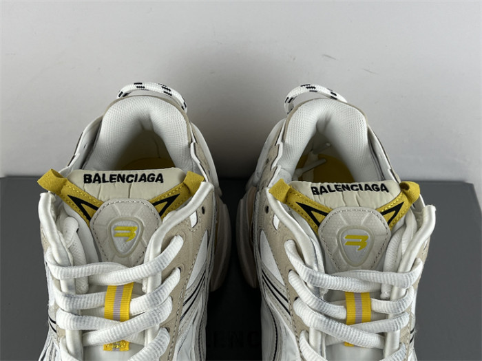 B 17FW Tripe-S High End Sneaker-435