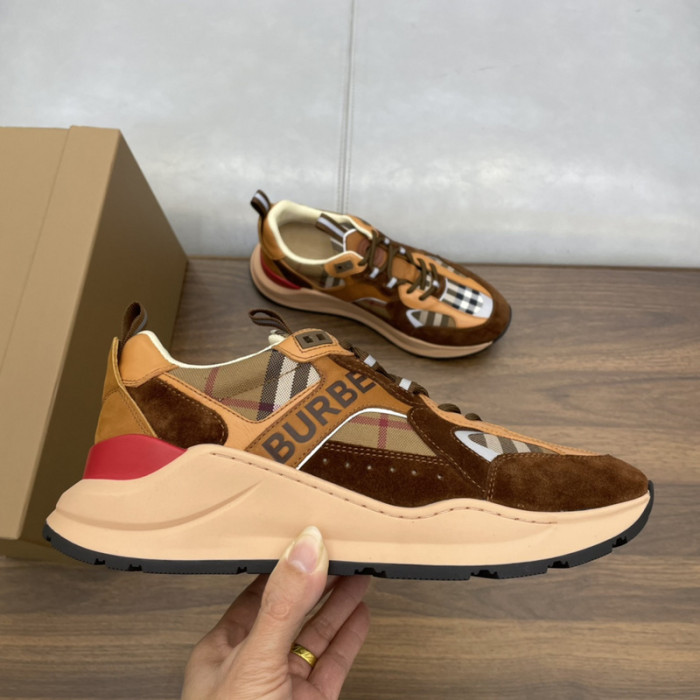 Super Max Burberry Shoes-013