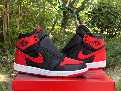 Authentic Air Jordan 1 High OG WMNS “Satin Bred”2023