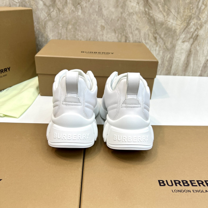 Super Max Burberry Shoes-004