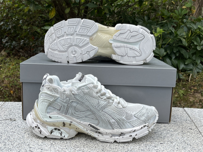 B 17FW Tripe-S High End Sneaker-445