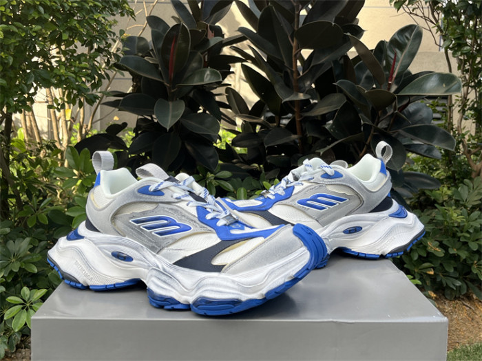 B 17FW Tripe-S High End Sneaker-452