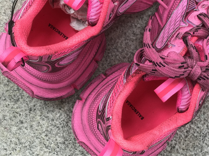 B 17FW Tripe-S High End Sneaker-390