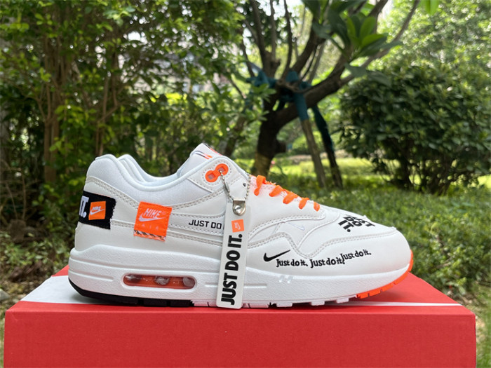 Authentic Nike Air Max 1“Just do it ”