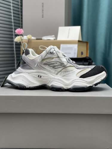 B 17FW Tripe-S High End Sneaker-457