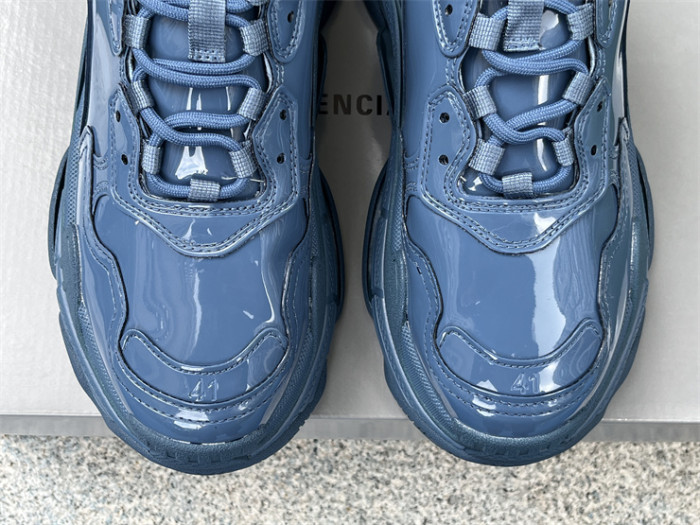 B 17FW Tripe-S High End Sneaker-420