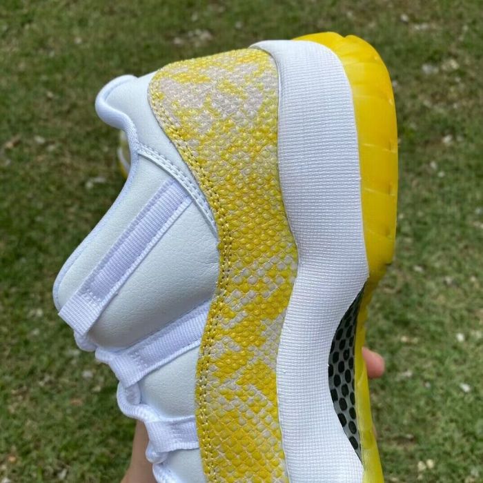 Authentic Air Jordan 11 Low WMS“Yellow Snakeskin”