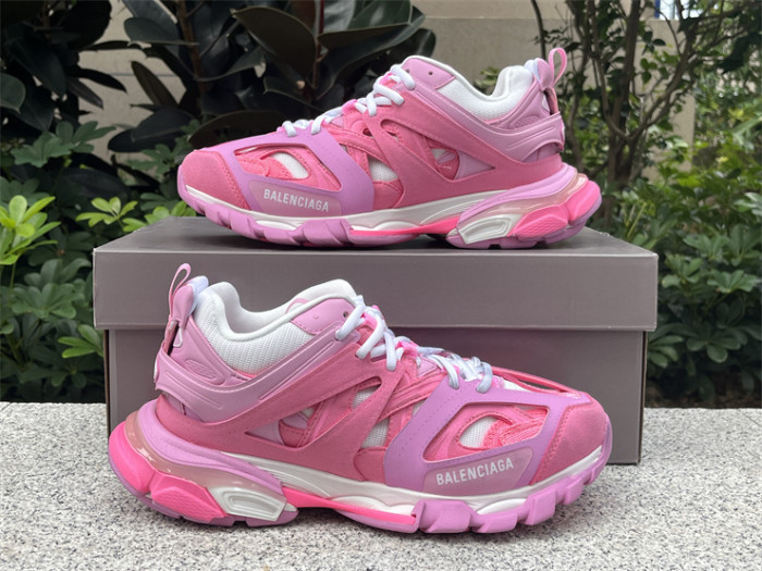 B 17FW Tripe-S High End Sneaker-446