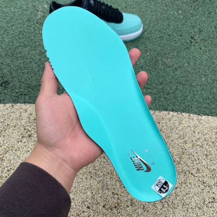 Authentic Tiffany & Co. x Nike Air Force 1 1837 “Tiffany Blue”