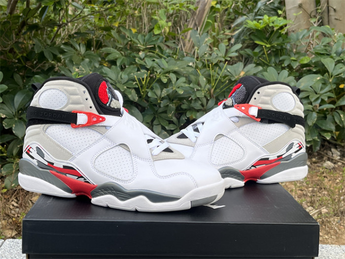 Authentic Air Jordan 8 Retro Bugs Bunny