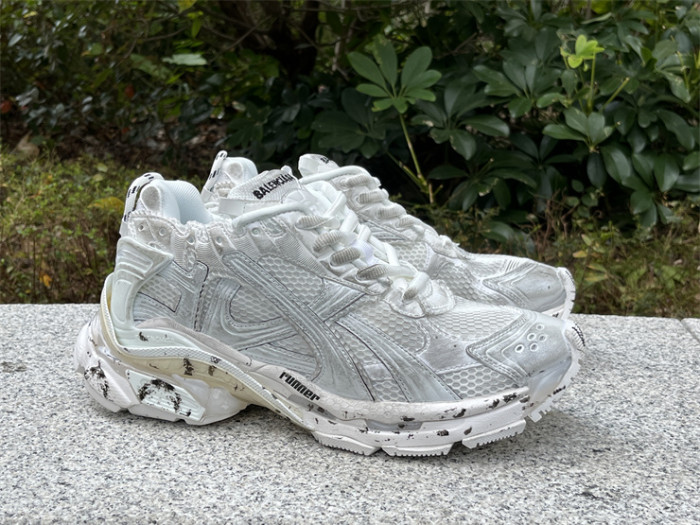 B 17FW Tripe-S High End Sneaker-445