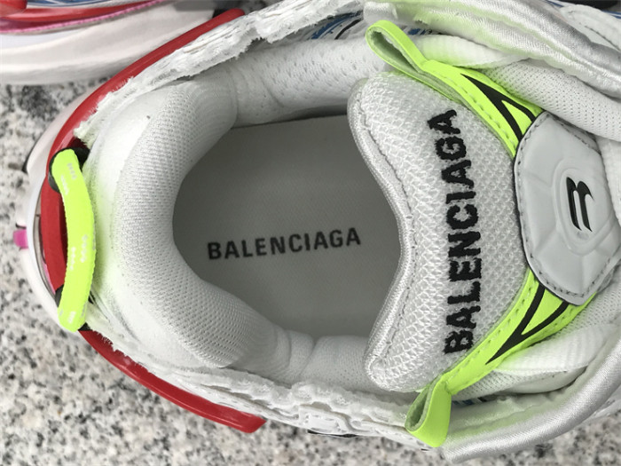 B 17FW Tripe-S High End Sneaker-382