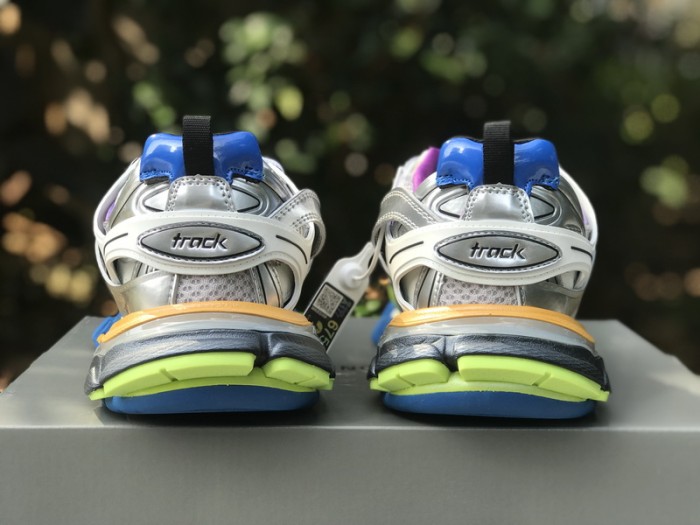 B 17FW Tripe-S High End Sneaker-346