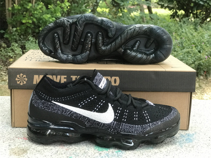 Authentic Nike Vapormax 2023 Flyknit Black White