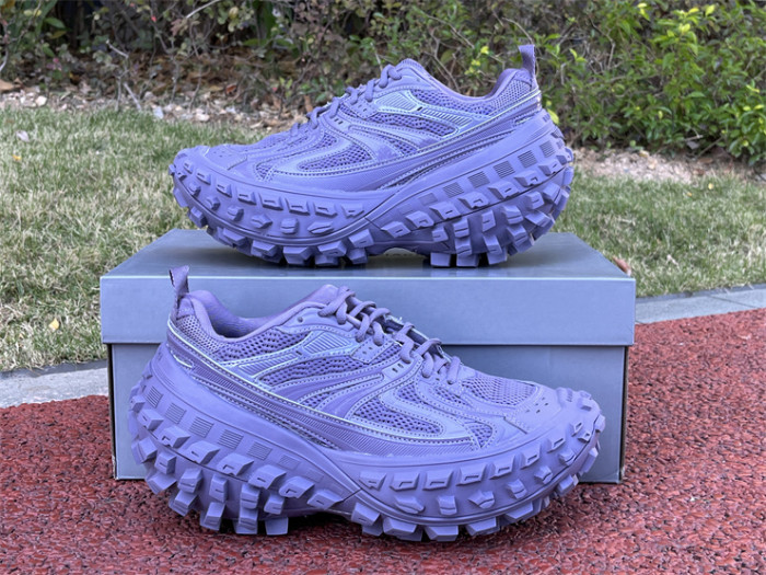 B 17FW Tripe-S High End Sneaker-447